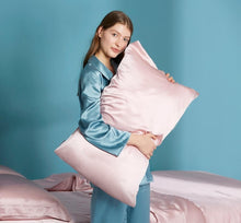 Load image into Gallery viewer, Sleepy Pal Silk Pillowcase
